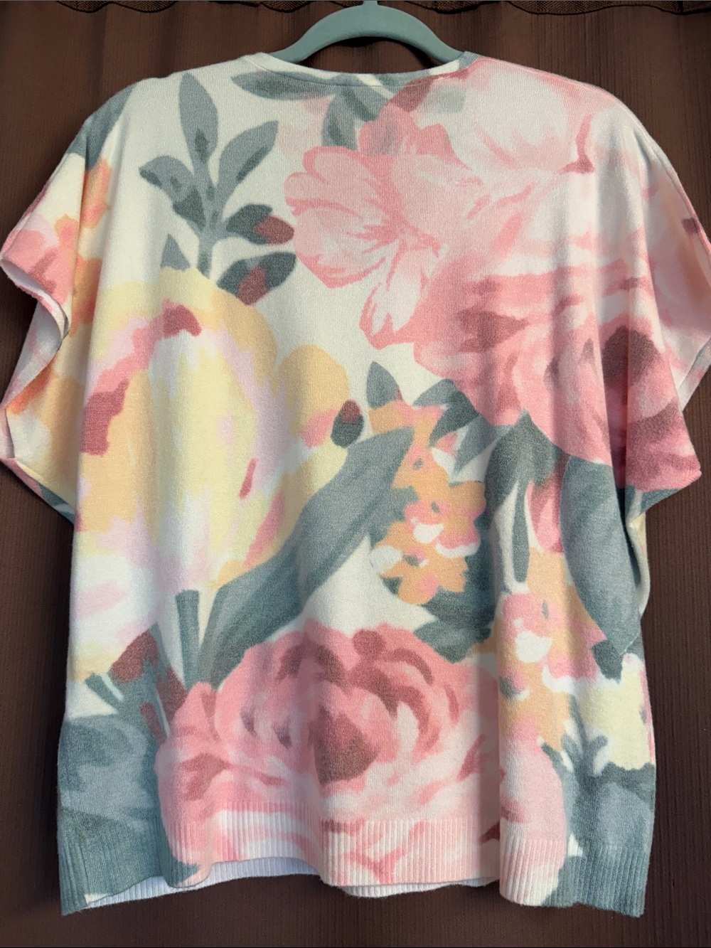 Sioni Floral V-Neck Sweater in Pink, Yellow, Green, Cream - Picture 4 of 4